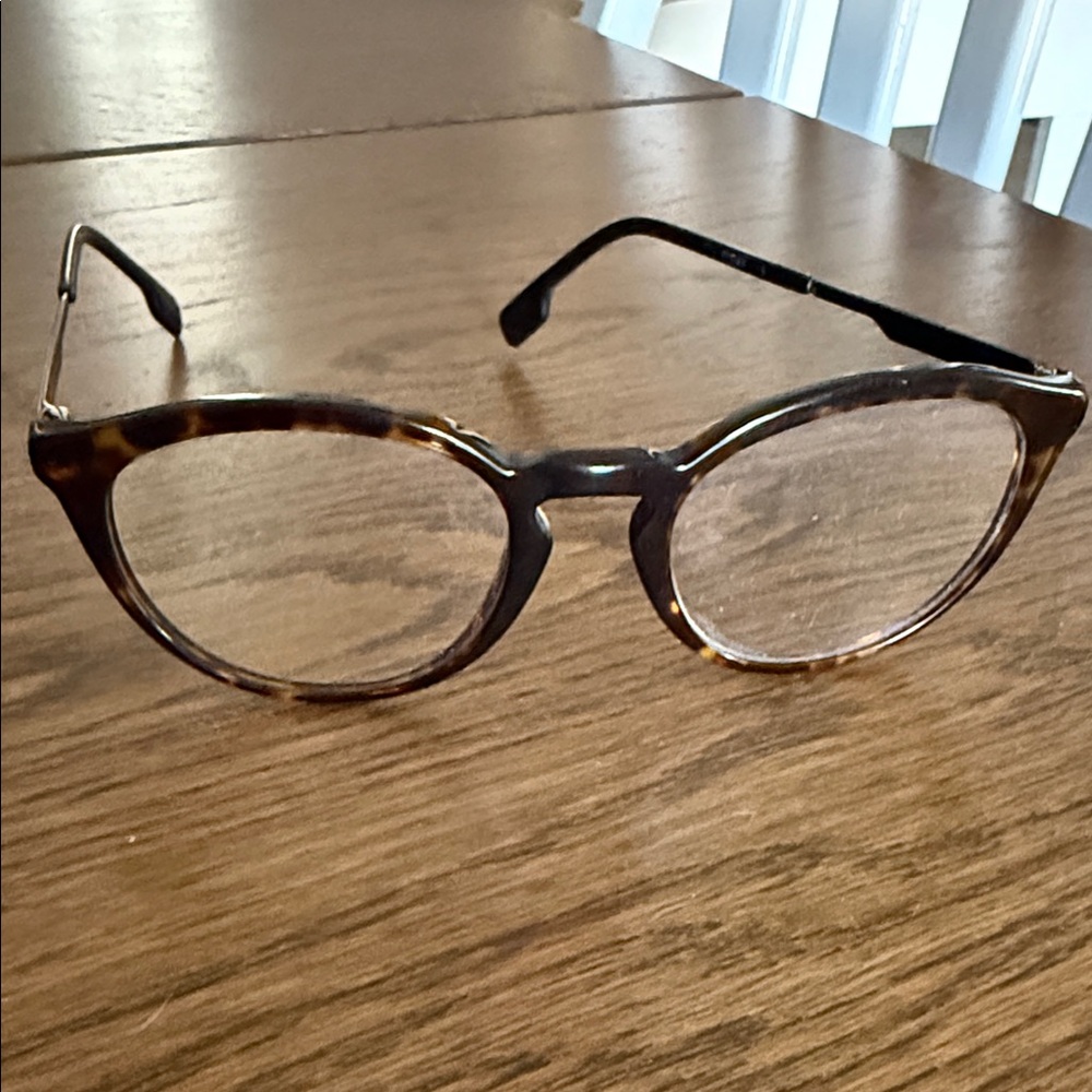 Burberry Round Tortoise Frame